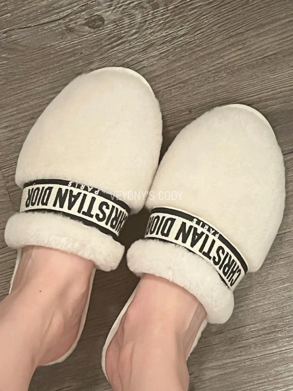1703574612.0005IufmwJfmhfbatch_2_4.jpg