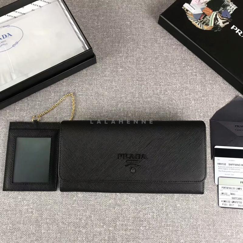 1744909798.5217XKElTrwDPL180115_prada_10__282_29.jpg