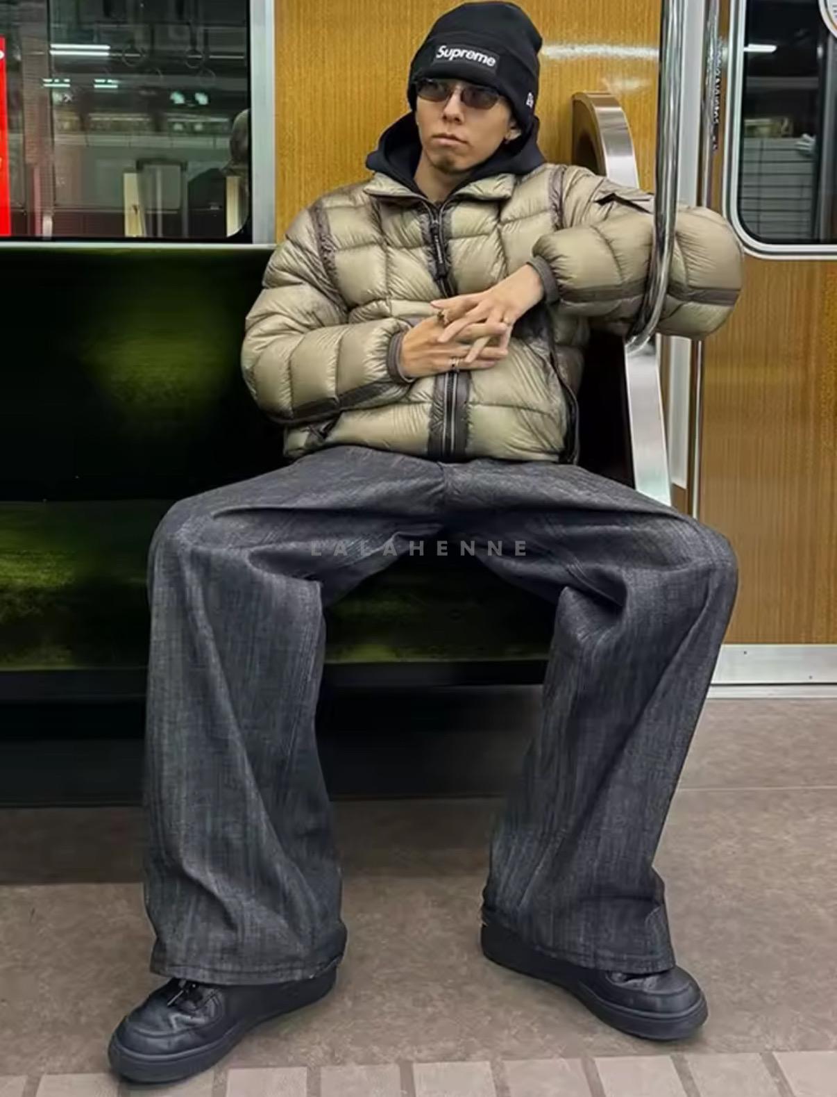 1764596900.4197XZglCiEHMwS__23732245_0.jpg