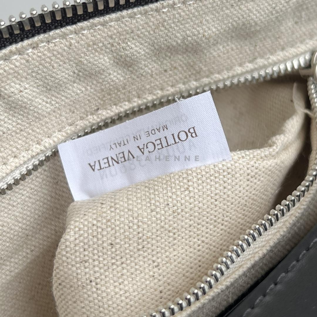 1765783058.5285WNYNxnrEAKDM_20251215161554_010.jpg