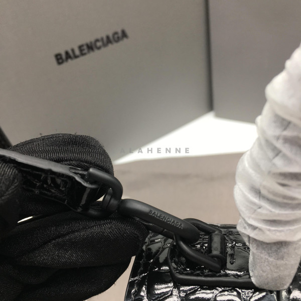 1765178286.4412xNExxSHIcAImage_20251208131050_4127_11.jpg