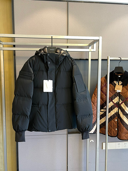 몽클레어 패딩 (남성용)