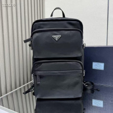 프라다 백팩