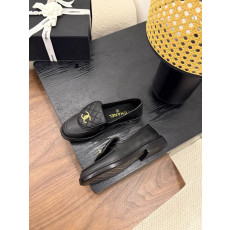 샤넬 26 모카신 턴락 로퍼