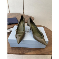 프라다 26SS 펌프스 하이힐 8cm