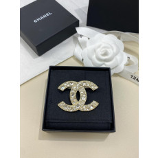 샤넬 브로치