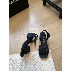 샤넬 까멜리아 스트랩 샌들
