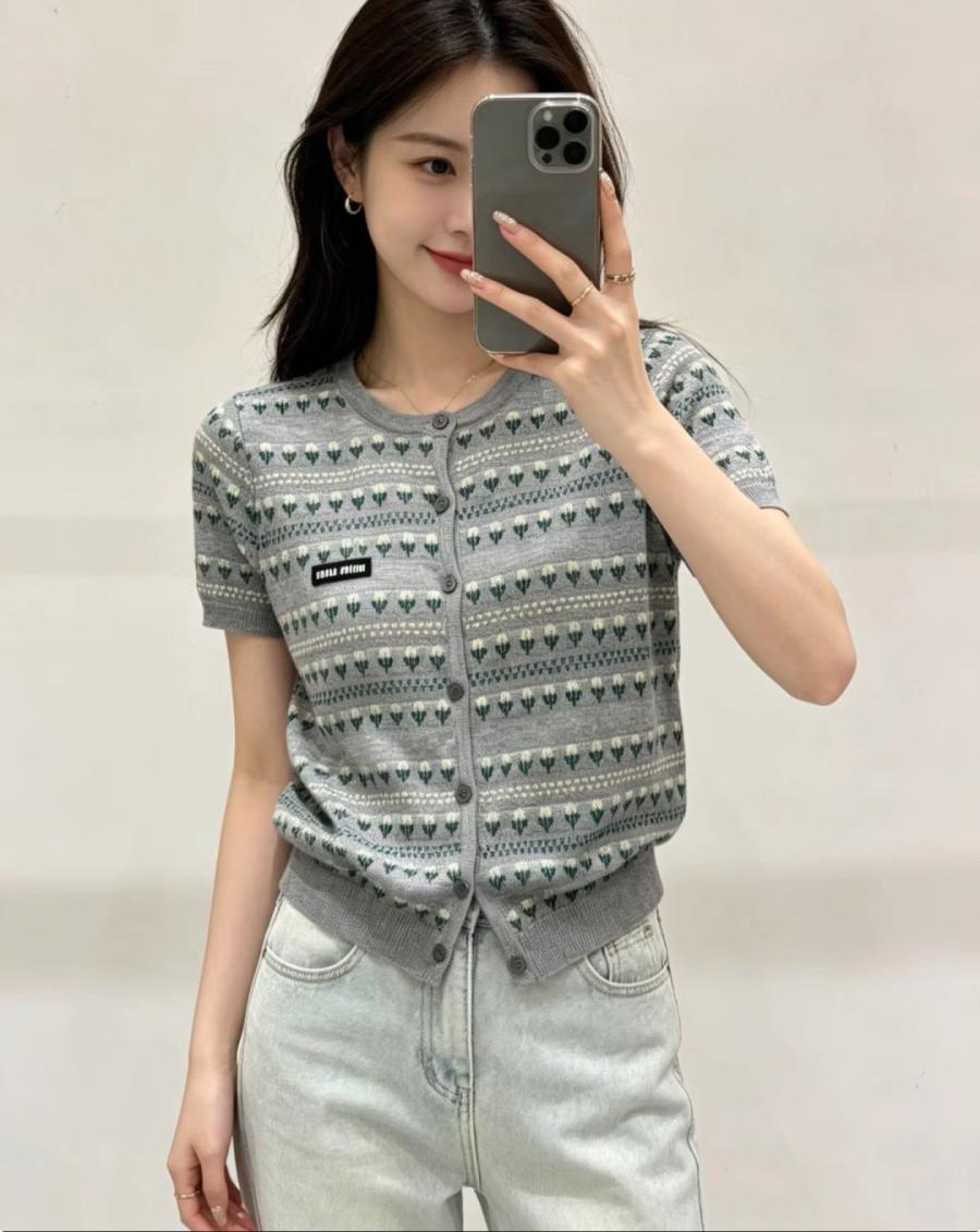 미우미우 26ss 반팔 가디건 
