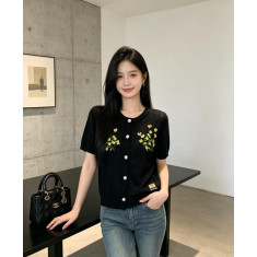 미우미우 플라워 반팔 가디건 (2컬러)