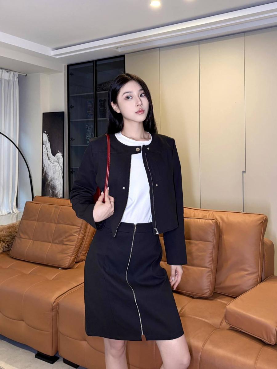에르메스 26ss 자켓 스커트 셋업