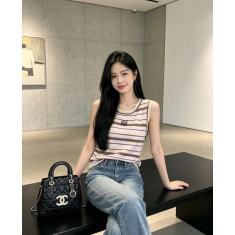 로에베 민소매 나시