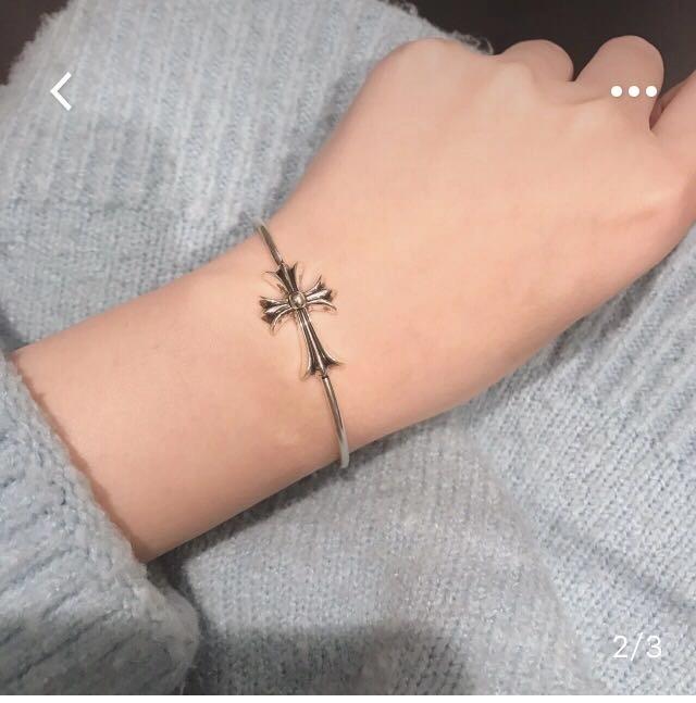 크롬하츠 슬림 크로스 오픈 팔찌