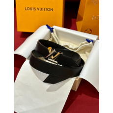 LOUIS VUITTON 루이비통 LV 에삐 트위스트 벨트