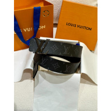 LOUIS VUITTON 루이비통 LV 이니셜 40mm 리버서블 벨트