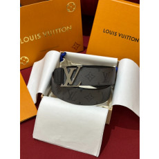 LOUIS VUITTON 루이비통 LV 이니셜 40mm 리버서블 벨트