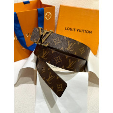 LOUIS VUITTON 루이비통 LV 이니셜 40mm 리버서블 벨트