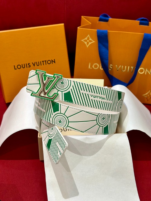 LOUIS VUITTON 루이비통 LV 임프린트 (LV Imprint) 40mm 리버서블 벨트