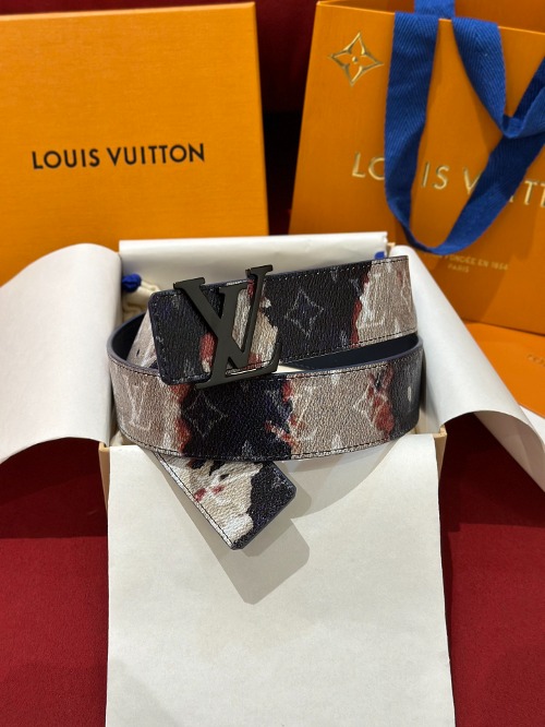 LOUIS VUITTON 루이비통 LV 택 (LV Tag) 40mm 리버서블 벨트