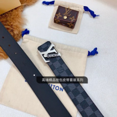 루이비통 LV 이니셜 40MM 리버시블 벨트