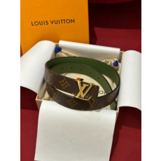 LOUIS VUITTON 루이비통 LV 이니셜 30mm 리버서블 벨트
