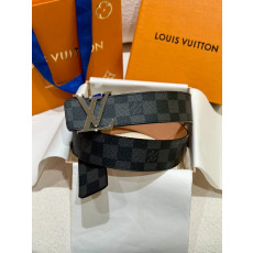 LOUIS VUITTON 루이비통 LV 이니셜 40mm 리버서블 벨트