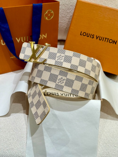 LOUIS VUITTON 루이비통 LV 이니셜 40mm 리버서블 벨트