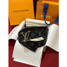 LOUIS VUITTON 루이비통 LV 이니셜 40mm 리버서블 벨트
