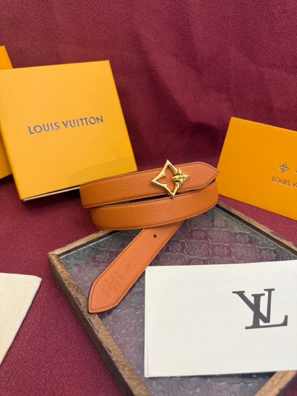루이비통 여성 플라워그램 벨트 30mm