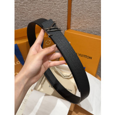 루이비통 LV 이니셜 양면 남성 벨트 3.5