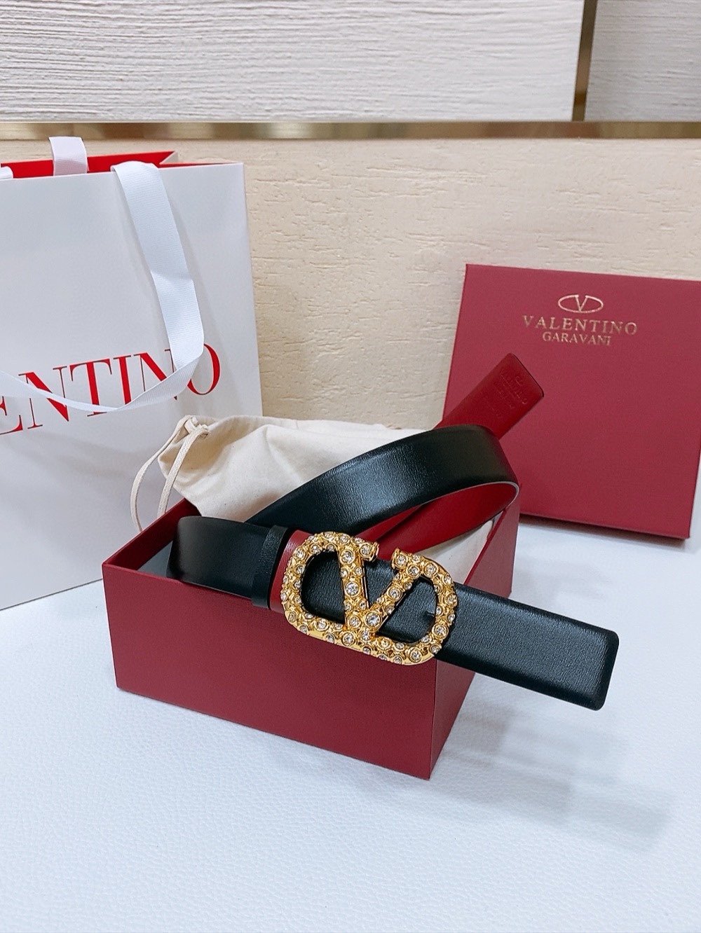 발렌티노 V로고 SIGNATURE 버클 벨트 [3.0cm]