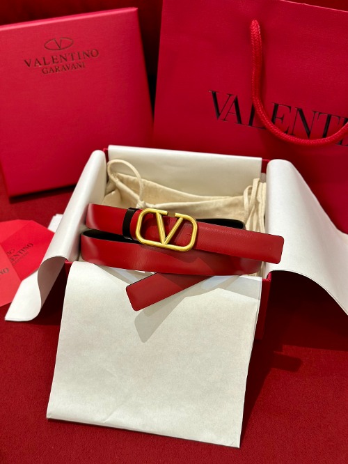 VALENTINO 발렌티노 VLogo Signature 20 리버서블 레더 벨트 5W2T0S12ZFR11J