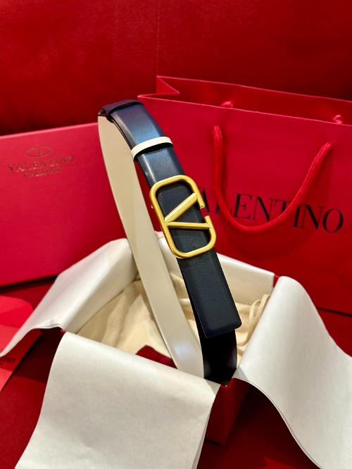 VALENTINO 발렌티노 VLogo Signature 30 리버서블 레더 벨트 5W2T0T15ZFRC34