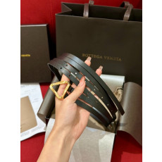 BOTTEGA VENETA 보테가 트라이앵글 더블 스트랩 벨트 709333