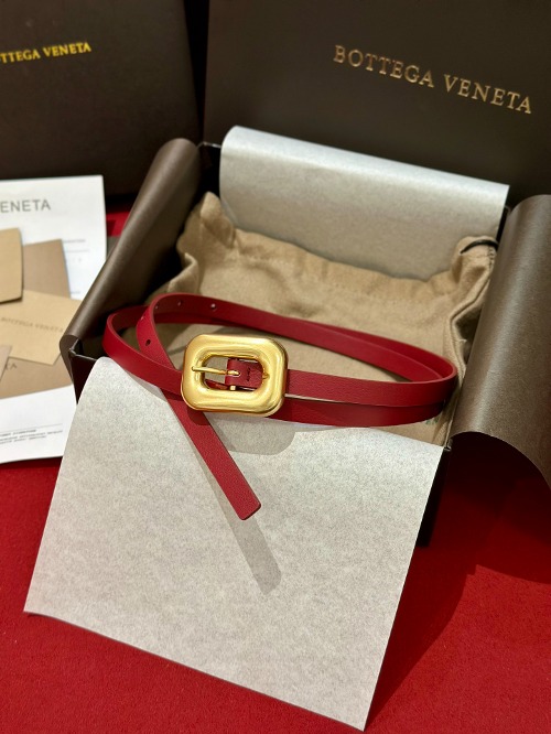 BOTTEGA VENETA 보테가 여성 체인 링크 벨트 715855