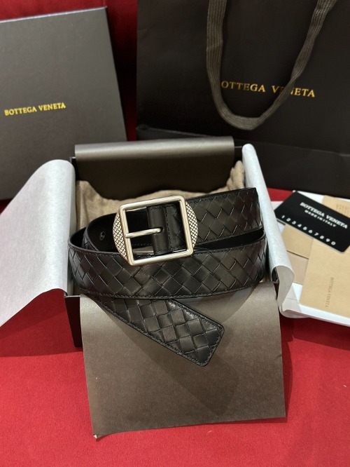 BOTTEGA VENETA 보테가 인트레치아토위빙 벨트