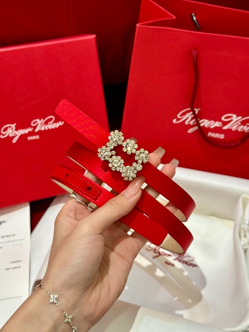 Roger Vivier 로저비비에 플라워 버클 벨트