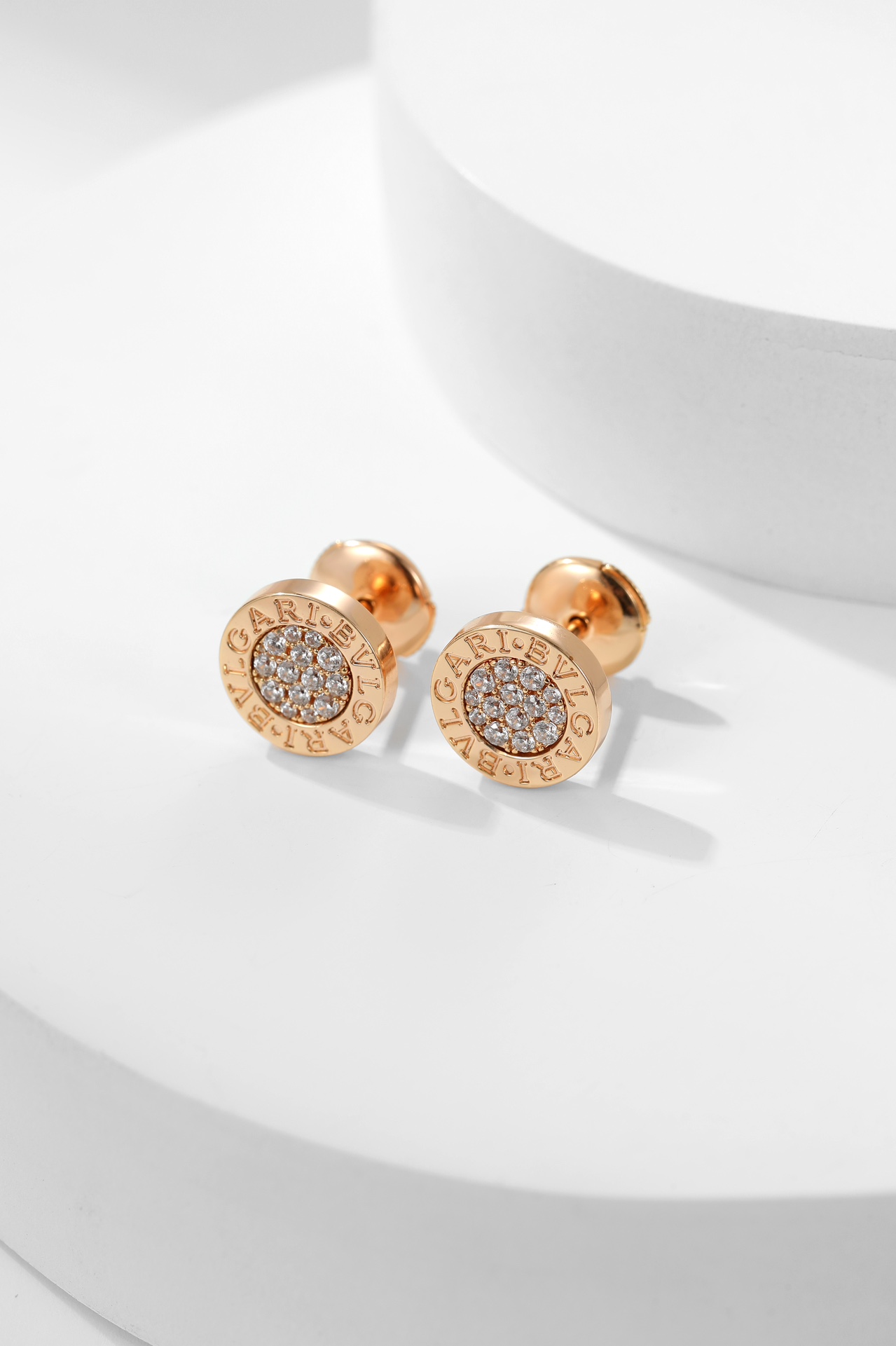 BVLGARI 스터드 이어링