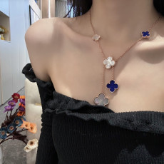 Van Cleef 비즈사이즈 네잎 클로버 목걸이
