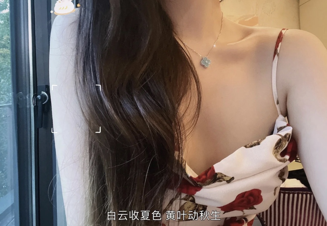 [하이앤드]반클리프 홀리데이 에디션 알함브라 팔찌