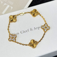 반클리프(Van Cleef & Arpels) 알함브라 팔찌[골드]