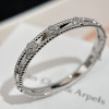 Van Cleef & Arpels 뻬를리 스위트 클로버 브레이슬릿 팔찌