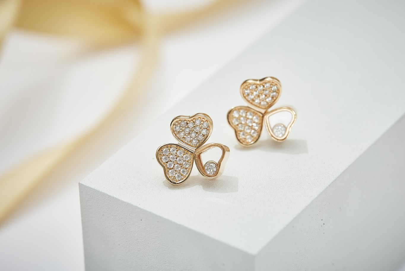쇼파드 HAPPY HEARTS 이어링