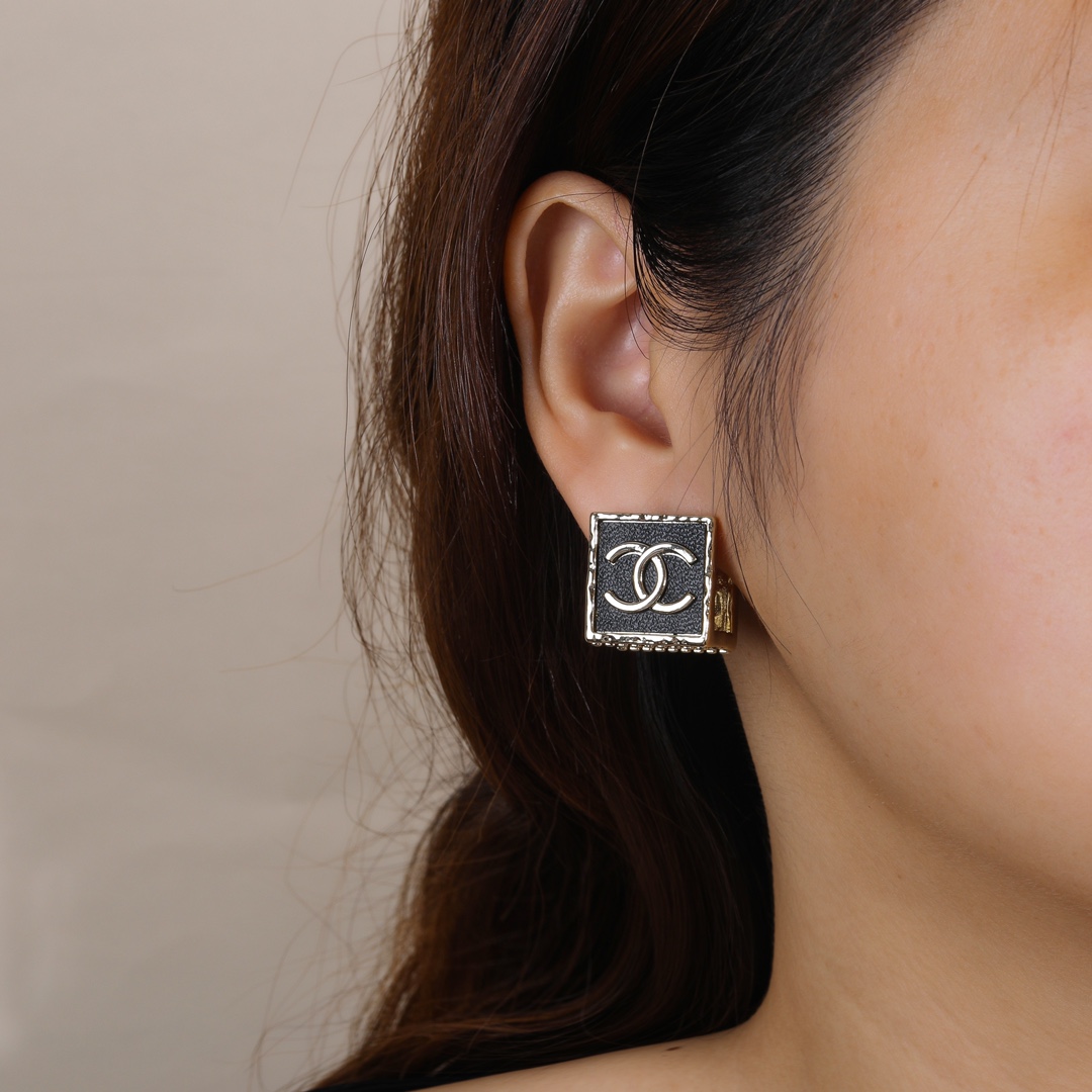 샤넬 Chanel 더블 C 이어링