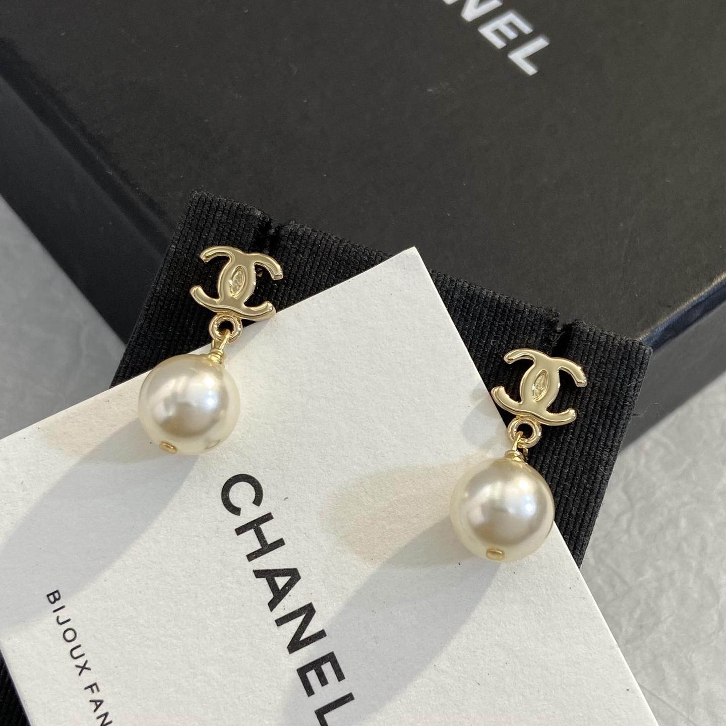 샤넬 더블 C 이어링