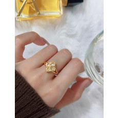 부첼라티 오페라 튤레 링