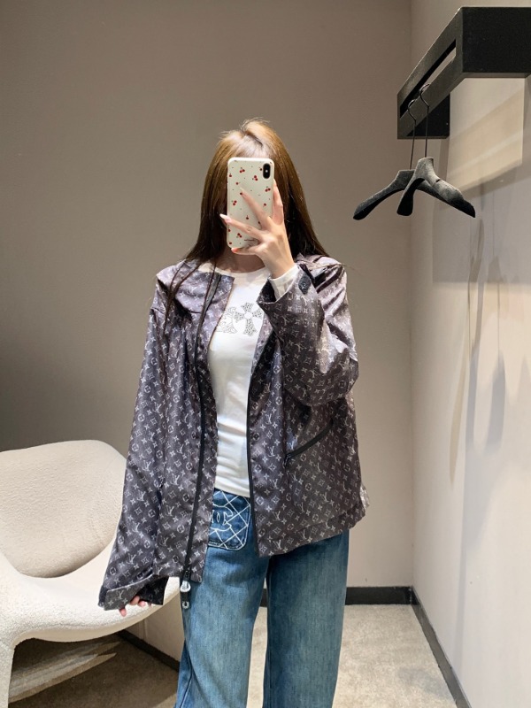루이비통 26SS 이른 봄 신상 자켓