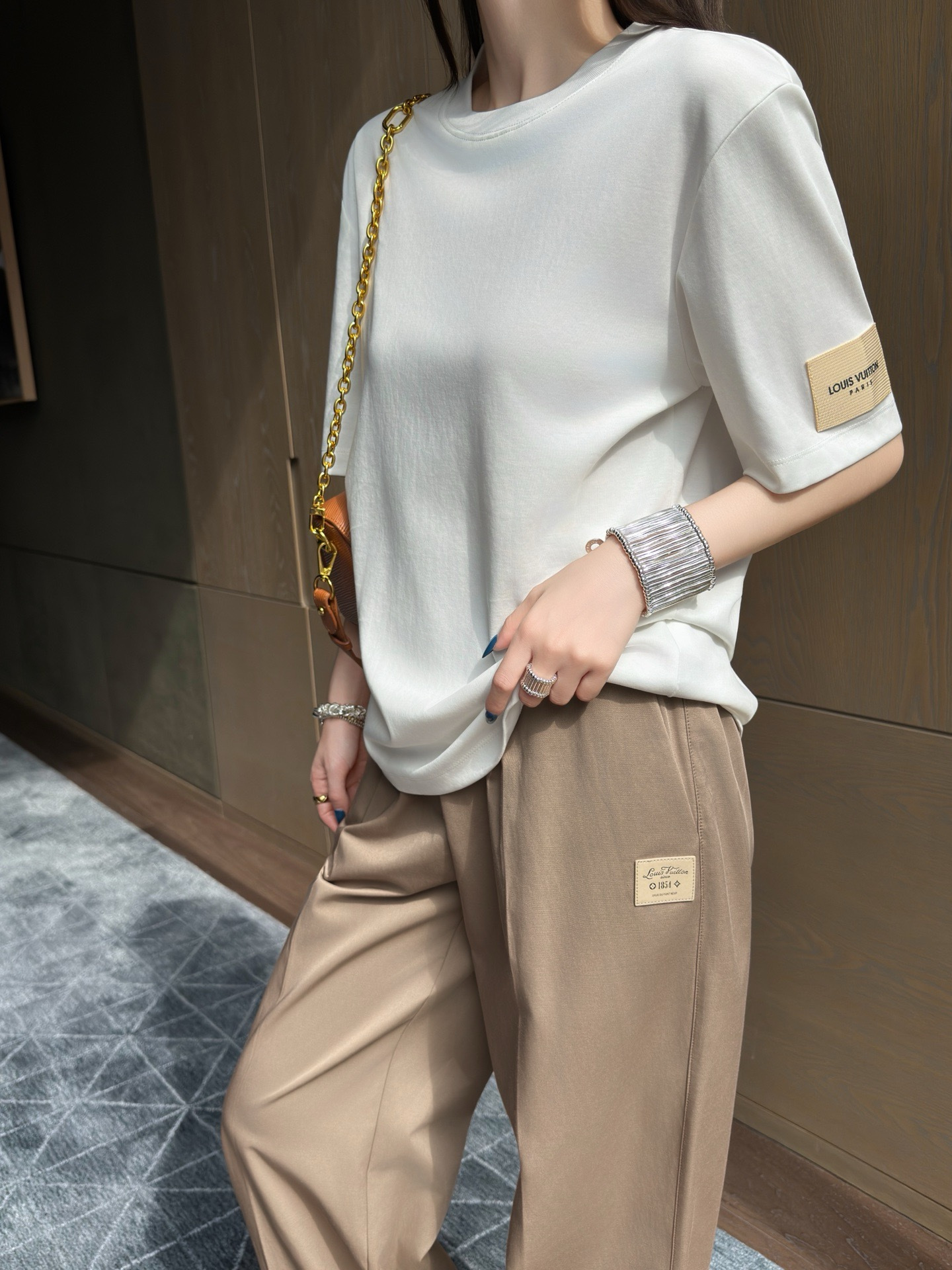 루이비통 2026FW 신상 반팔