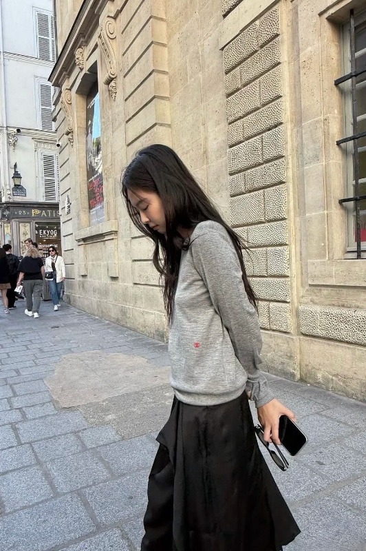 샤넬 2026 봄여름 더블 C 자수 긴팔