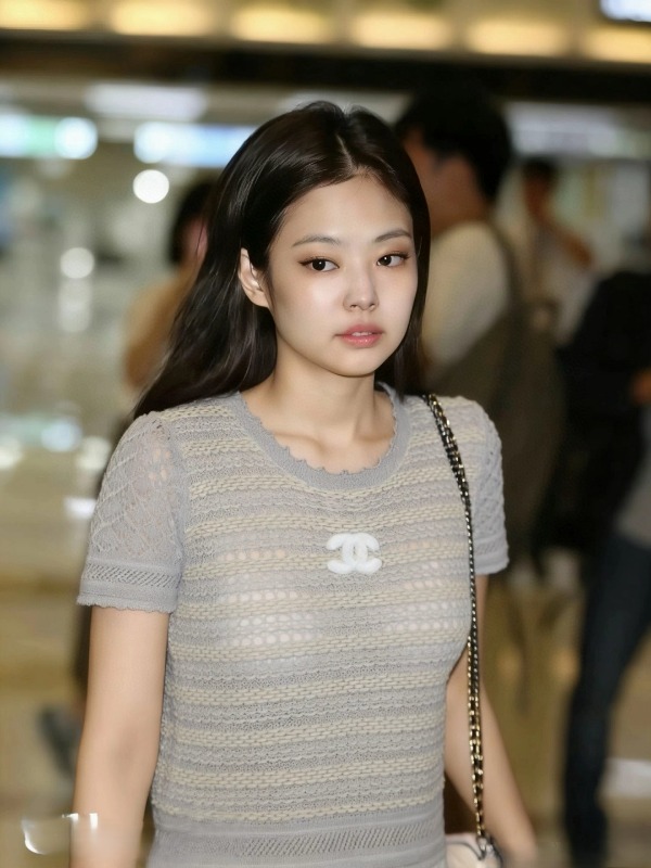 샤넬 26 봄여름 컬렉션 반팔