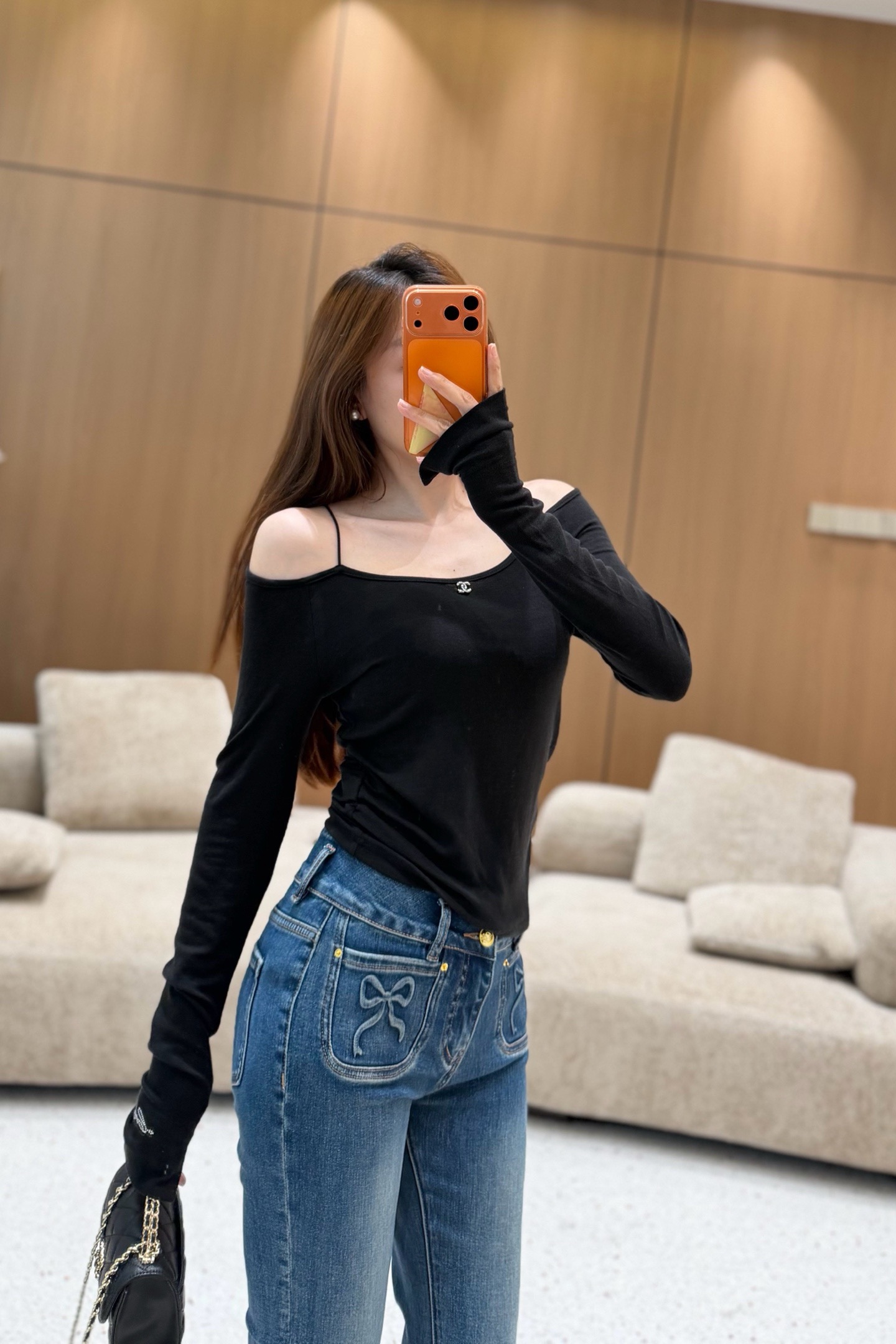 샤넬 2026 초가을 신상 오프숄더 긴팔